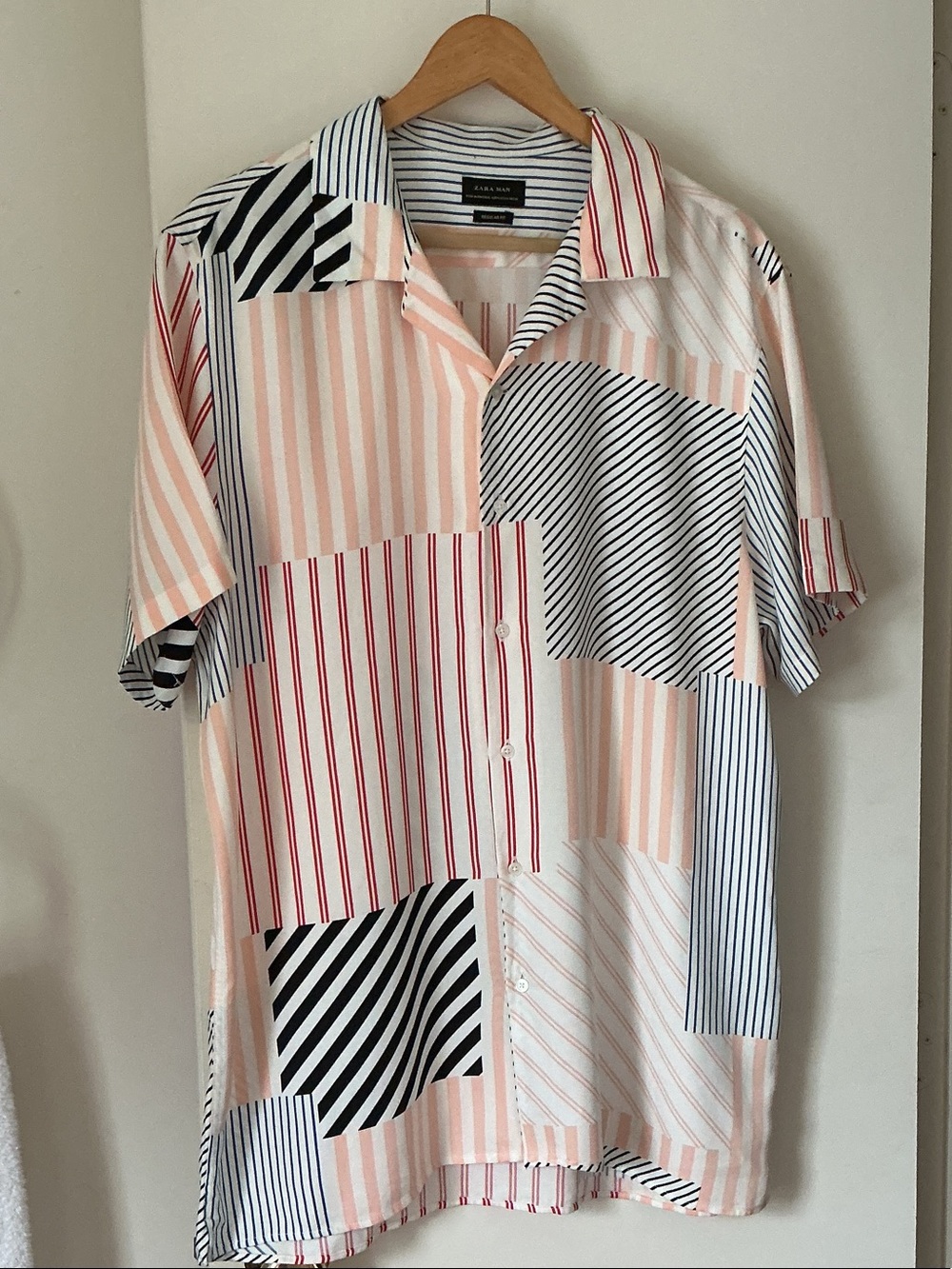 Zara Men’s Multi-Stripe Short Sleeve Button-Up Shirt